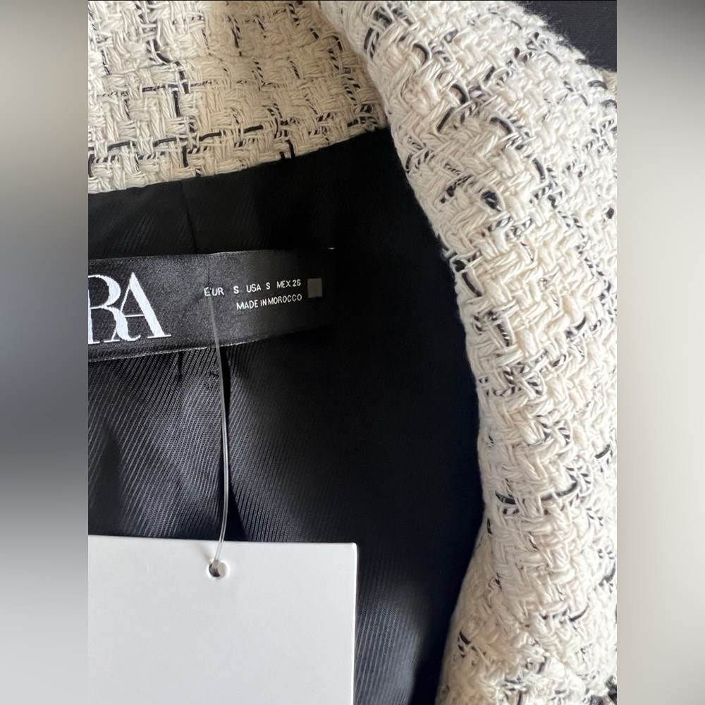 Zara Women's Cream Tweed Blazer - Picture 9 of 11